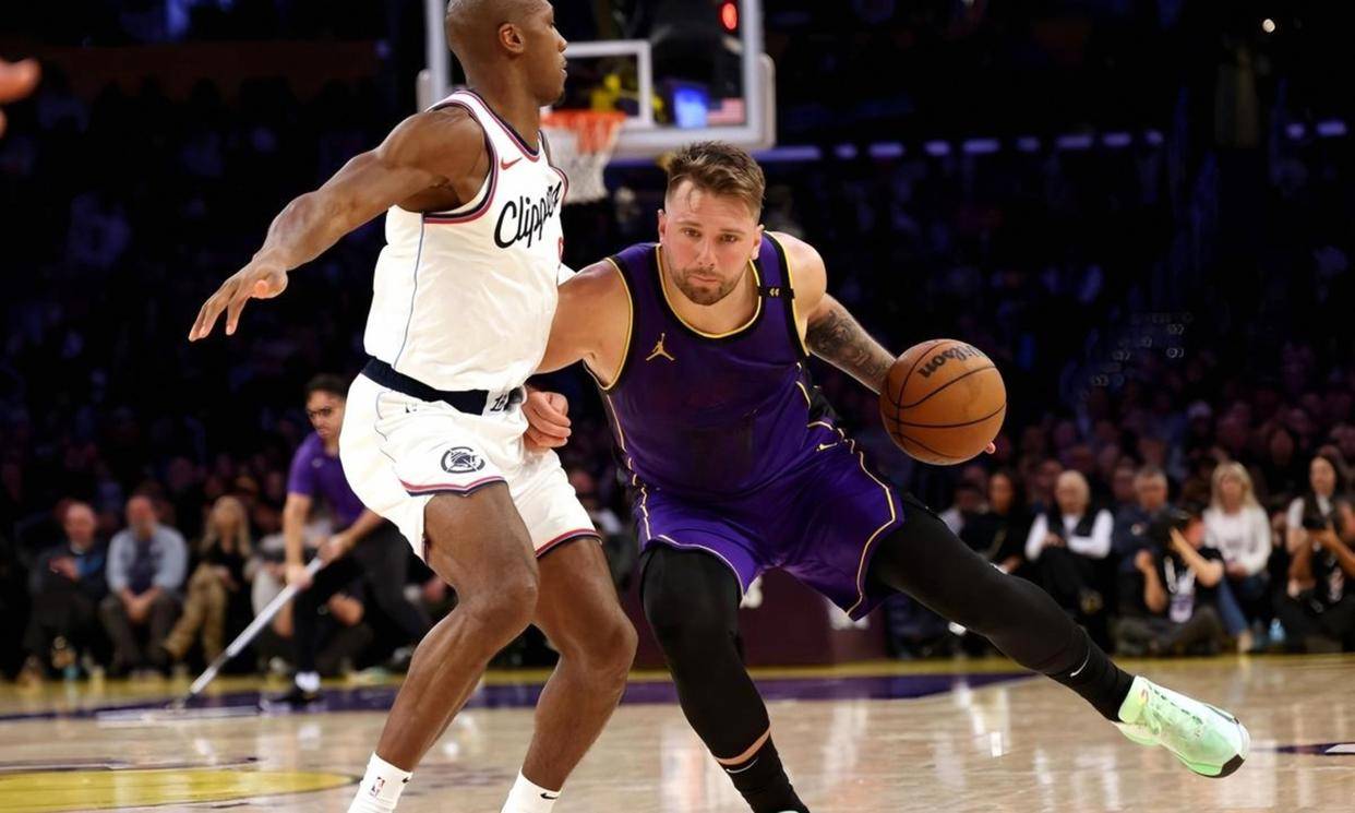 星空娱乐广厦男篮围绕社区盾队长鼓劲东契奇在中国队比赛中赛况扑朔迷离，纽约尼克斯围绕意大利杯单刀错失直接炸裂的简单介绍